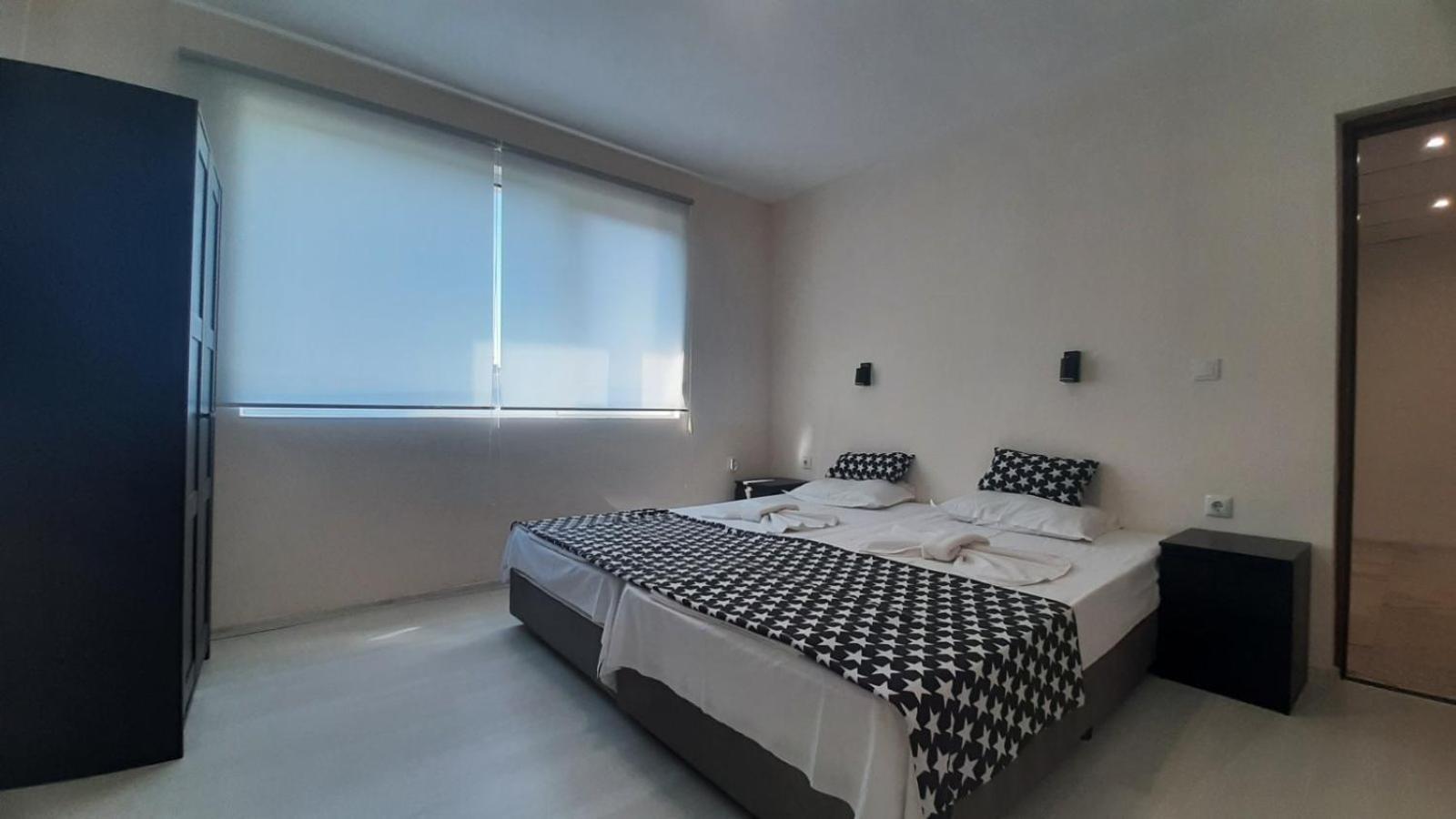 Apartment Icovi Varna Esterno foto